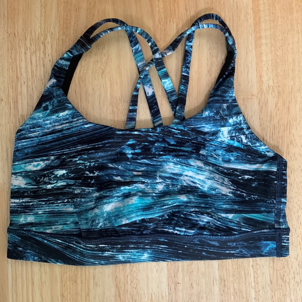 Lululemon energy bra size 6 shorelines multi blue